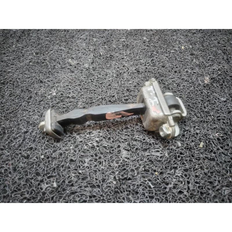Recambio de retenedor puerta trasera izquierda para fiat croma (194) 1.9 8v multijet active referencia OEM IAM - Gris