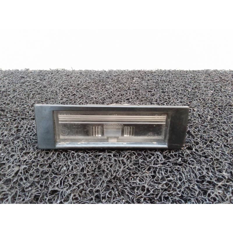 Recambio de piloto matricula para alfa romeo brera (177) 2.2 jts 16v selective sky view referencia OEM IAM 04613010