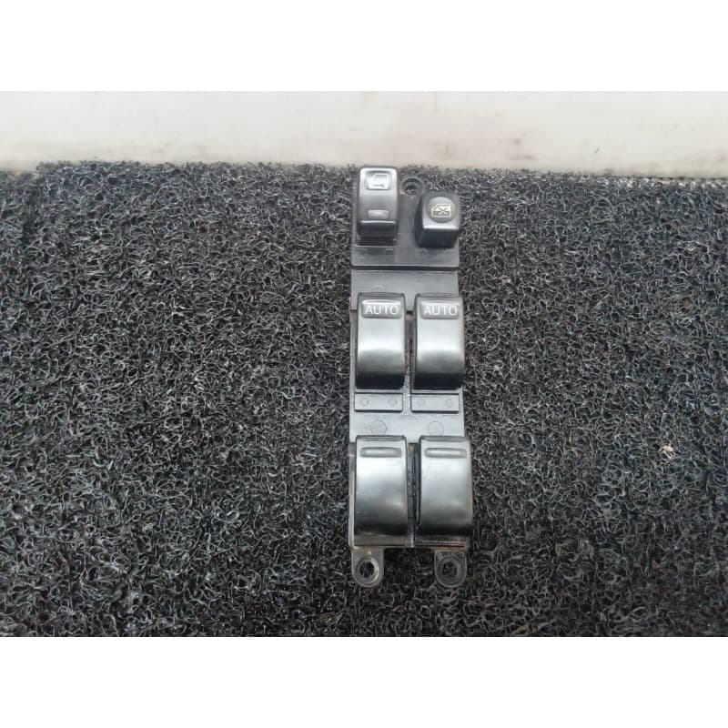 Recambio de mando elevalunas delantero izquierdo para nissan altima (l31) 3.5 referencia OEM IAM 254018J000