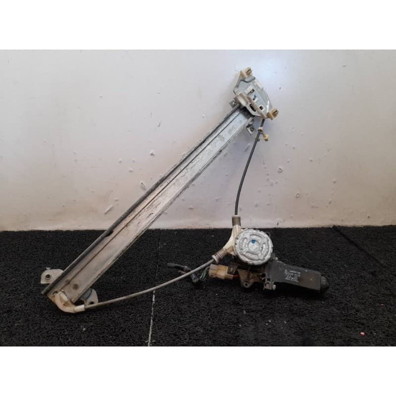 Recambio de elevalunas delantero derecho para mitsubishi space wagon (d00w) 2.0 referencia OEM IAM MB517476 - Negro