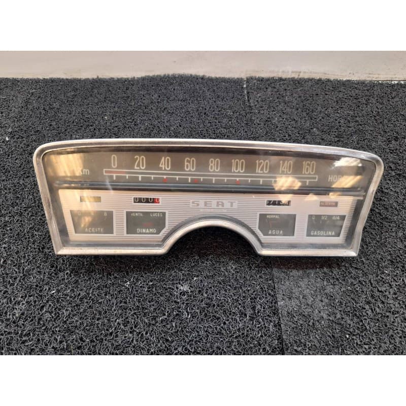 Recambio de cuadro instrumentos para seat 1500 1.5 referencia OEM IAM Q8 - Verde