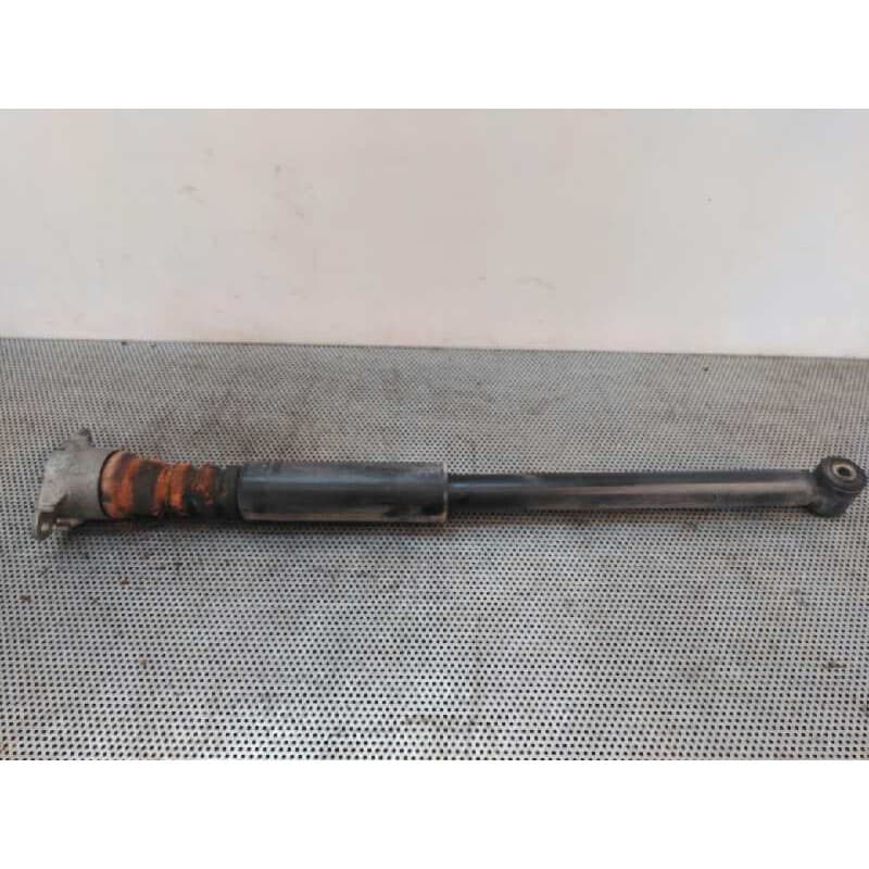 Recambio de amortiguador trasero derecho para mazda 2 berlina (dy) 1.4 active+ (59kw) referencia OEM IAM