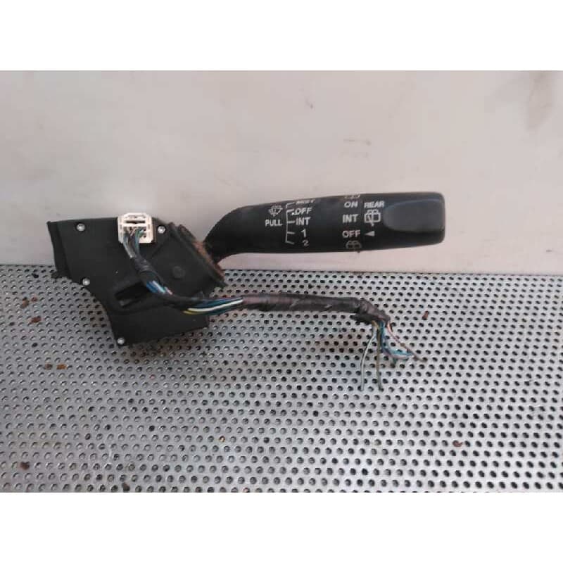 Recambio de mando limpia para mazda 2 berlina (dy) 1.4 active+ (59kw) referencia OEM IAM 01242500