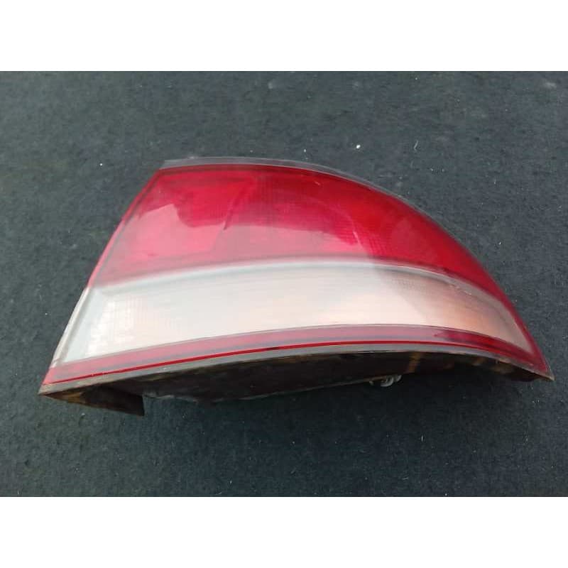 Recambio de piloto trasero derecho para mitsubishi galant berlina (e50) 2.0 cat referencia OEM IAM - Verde
