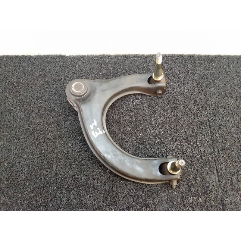 Recambio de brazo suspension superior delantero derecho para mitsubishi eclipse (d30) gs climatizado referencia OEM IAM