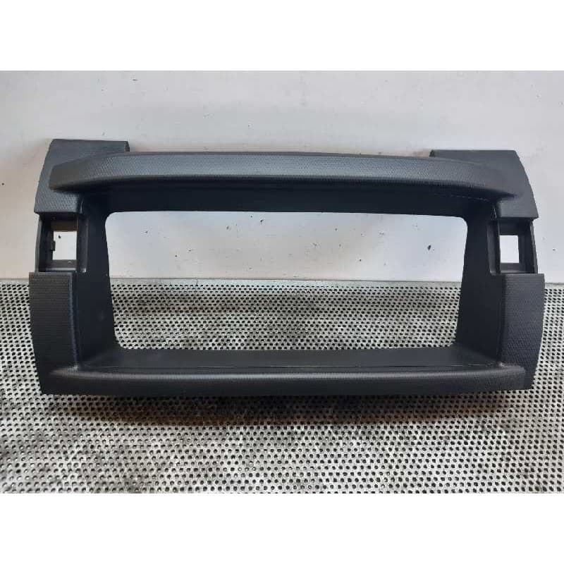Recambio de tapa cuadro instrumentos para nissan nt400 cabstar (01/20214) cabstar 35.xx cabina simple cabina individual referenc - Blanco