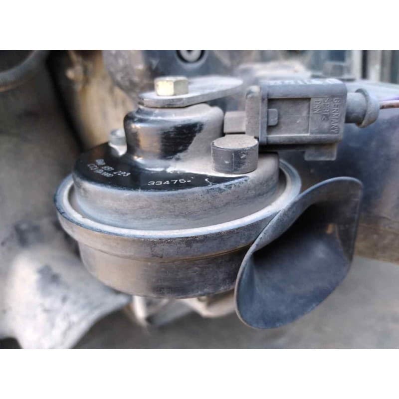 Recambio de claxon para porsche cayenne (typ 9pa) básico referencia OEM IAM - Negro