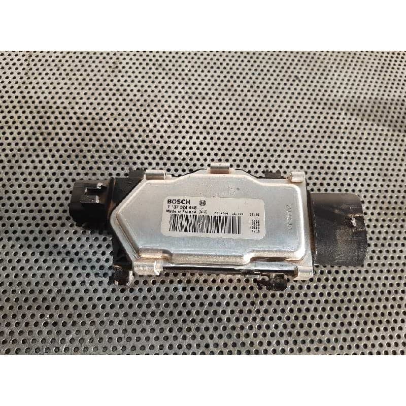 Recambio de centralita de electros para mercedes-benz clase gla (w156) gla 180 (156.942) referencia OEM IAM 1137328648 - Blanco