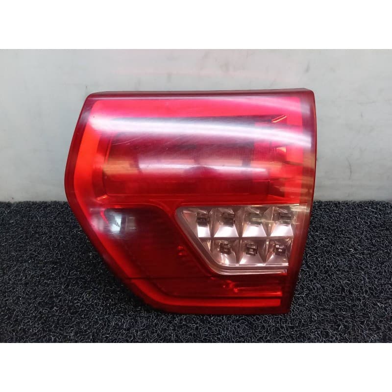 Recambio de piloto trasero derecho interior para citroën c5 station wagon exclusive referencia OEM IAM 9681074280 - Gris