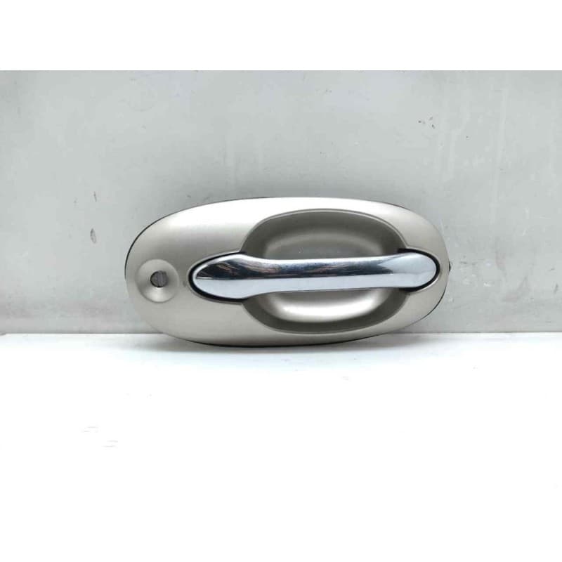 Recambio de maneta exterior delantera derecha para kia carnival td ls referencia OEM IAM K53A58410 - Gris