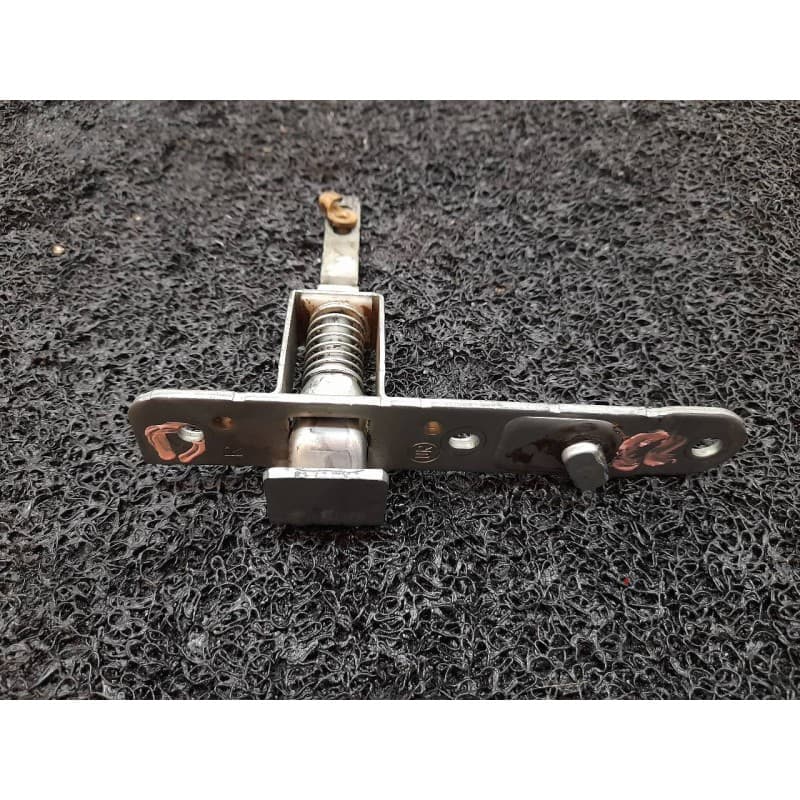 Recambio de cerradura maletero / porton para ford ranger (es) xl doble cabina 4x4 referencia OEM IAM 16031 - Blanco
