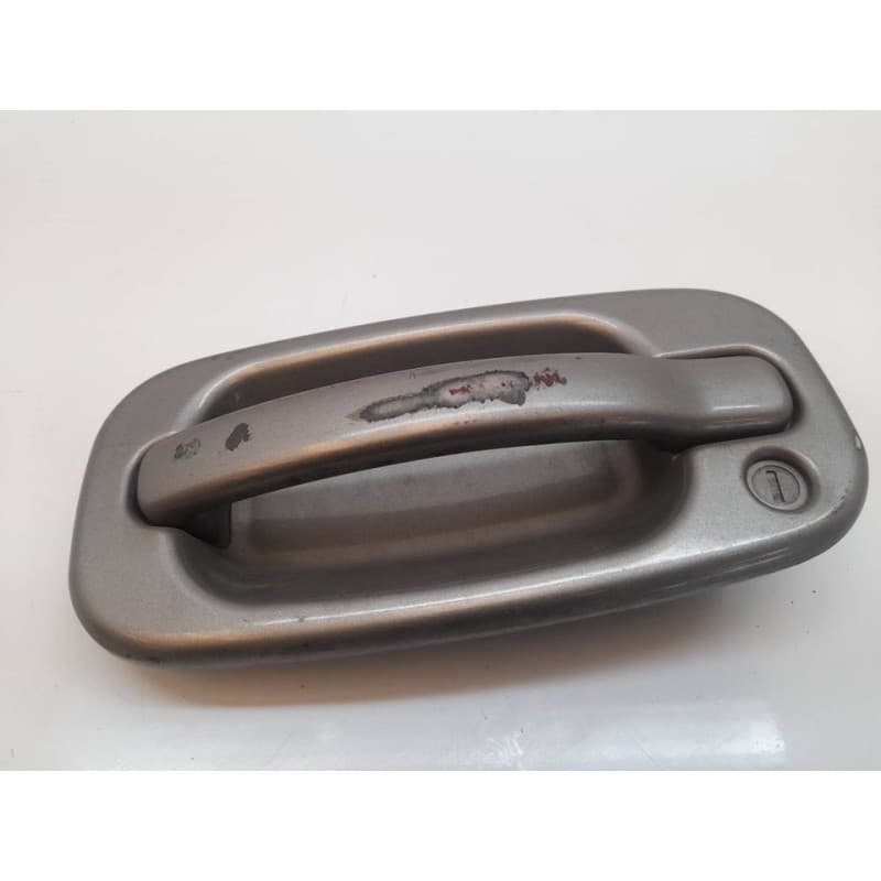 Recambio de maneta exterior delantera izquierda para chevrolet tahoe 5.3 lt premium referencia OEM IAM 15029901