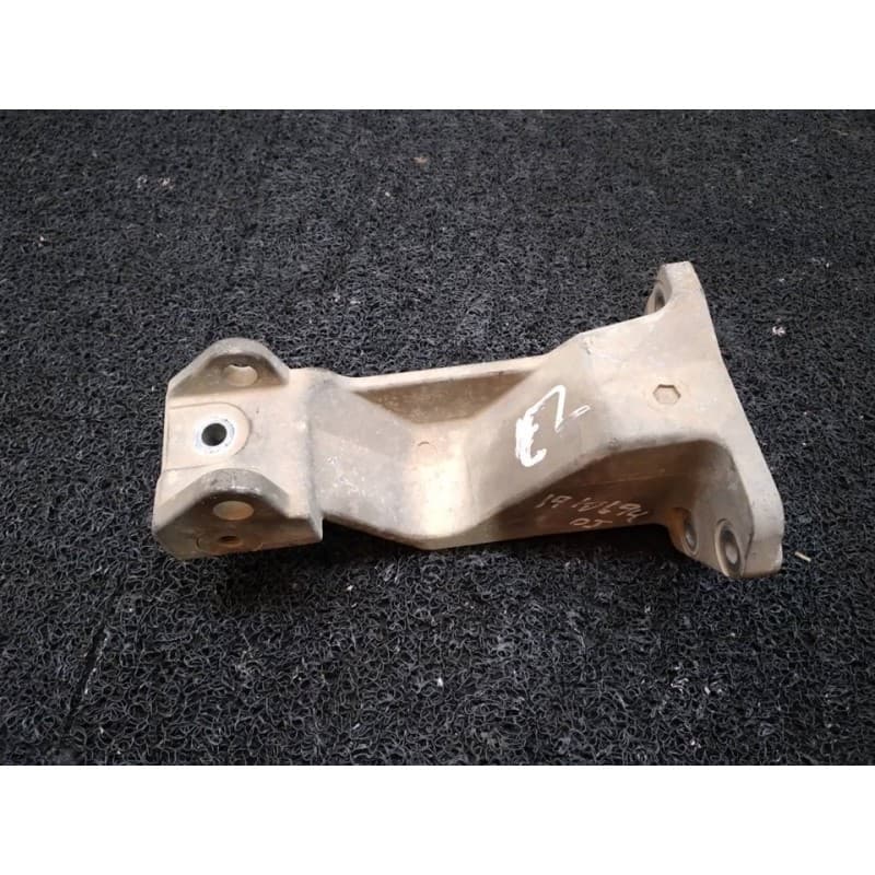 Recambio de soporte motor izquierdo para mitsubishi montero pinin (h60/h70) 2000 gdi (5-ptas.) referencia OEM IAM