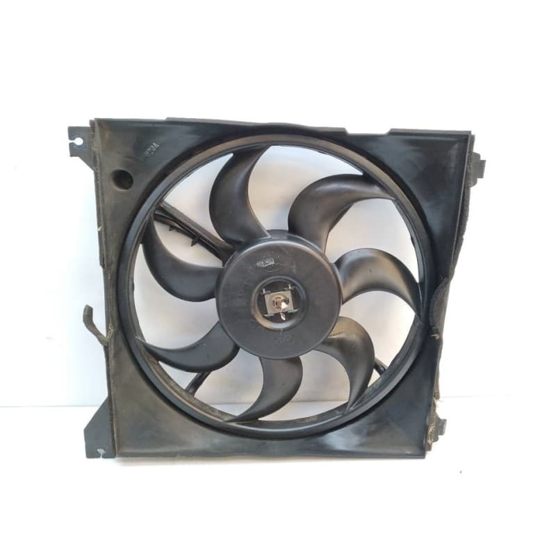 Recambio de electroventilador para hyundai xg 3.0 v6 gls referencia OEM IAM 2538638050 F00S3A2058 BOSCH - Gris