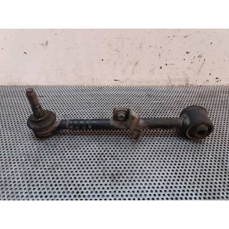 Recambio de brazo suspension superior trasero derecho para toyota lexus is 200 (gxe10) sport referencia OEM IAM - Blanco