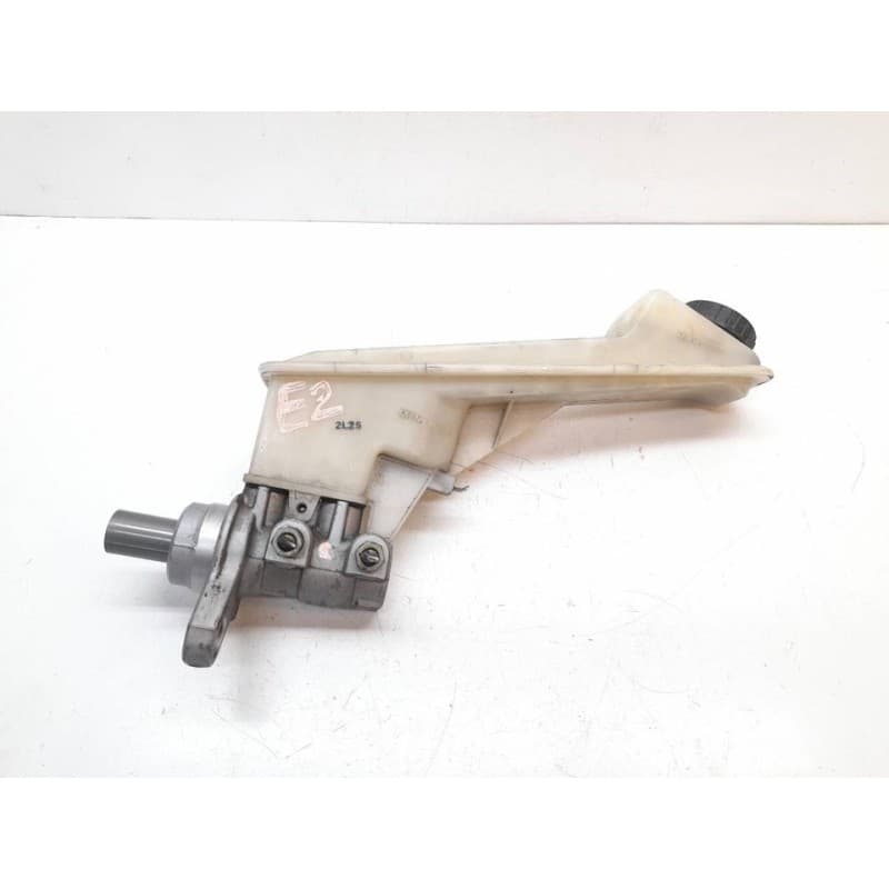 Recambio de bomba freno para chevrolet aveo sedán ls referencia OEM IAM 3A07B1024 - Negro