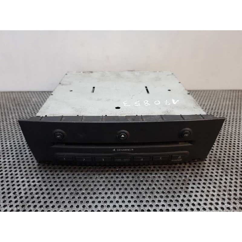 Recambio de cargador cd para renault megane ii berlina 3p confort dynamique referencia OEM IAM 8200084437 - Negro