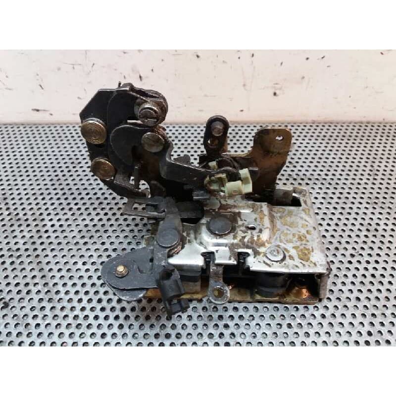 Recambio de cerradura puerta trasera izquierda para chrysler jeep cherokee (xj) country referencia OEM IAM - Negro