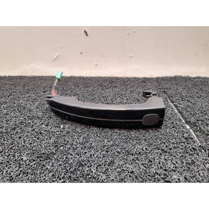 Recambio de maneta exterior delantera izquierda para ford focus turn. (cb8) trend referencia OEM IAM AM51U22404 - Negro