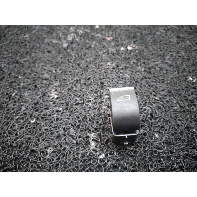 Recambio de mando elevalunas trasero izquierdo para ford b-max titanium referencia OEM IAM BM5T14529AB - Blanco