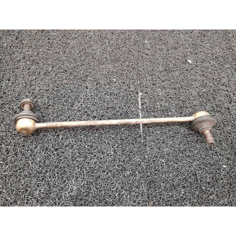 Recambio de bieleta estabilizadora delantera izquierda para dodge caliber sxt referencia OEM IAM - Blanco