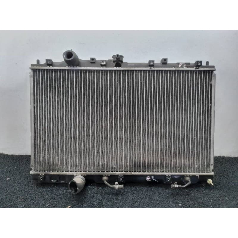 Recambio de radiador agua para mitsubishi colt (cj0) 1300 glx referencia OEM IAM MR299619 4221313631 - Verde