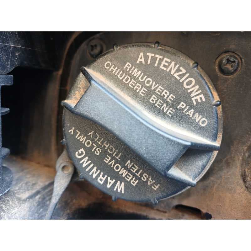 Recambio de tapon combustible para hyundai i30 fastback (pde, pden) 1.0 t-gdi referencia OEM IAM - Gris oscuro