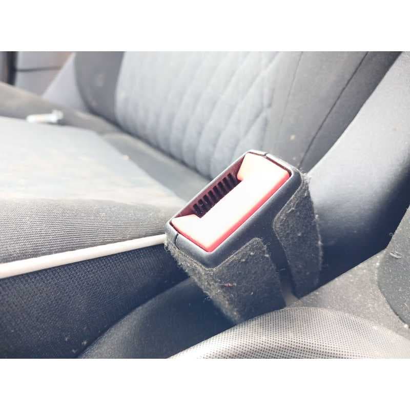 Recambio de enganche cinturon delantero derecho para fiat 500x (334_) 1.0 (334.axn1b) referencia OEM IAM