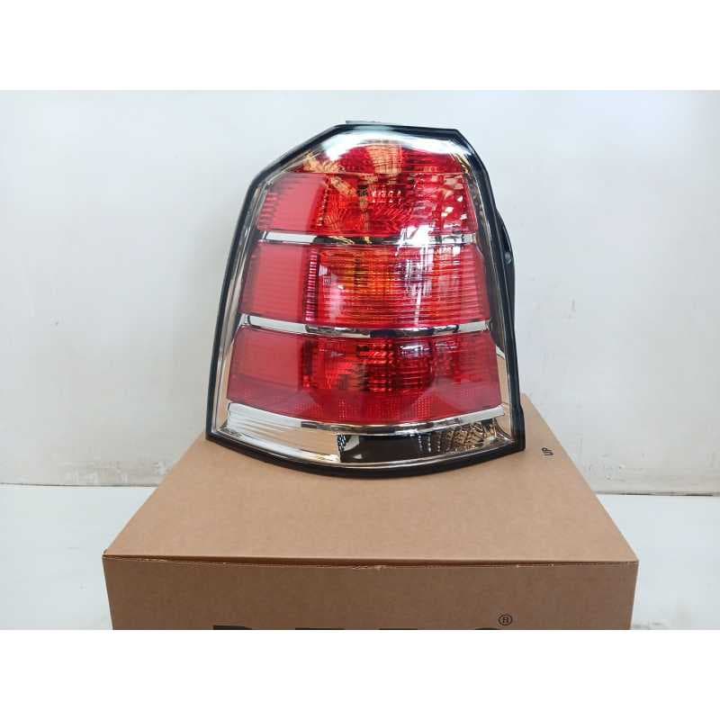 Recambio de piloto trasero izquierdo para opel zafira b furgoneta/monovolumen (a05) 1.9 cdti van (m75) referencia OEM IAM 165366