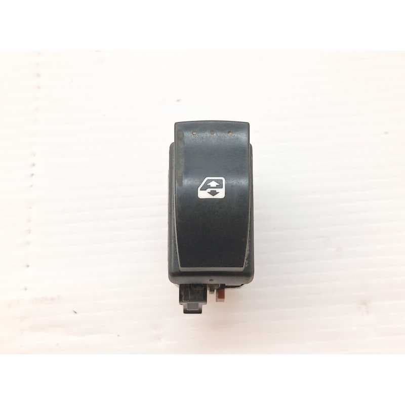 Recambio de mando elevalunas delantero derecho para renault trafic ii furgoneta (fl) 1.9 dci 100 (fl0c) referencia OEM IAM 264 - Blanco