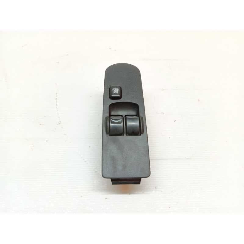 Recambio de mando elevalunas delantero izquierdo para mitsubishi colt vi (z3_a, z2_a) 1.3 (z21a) referencia OEM IAM MR587959 - Plata
