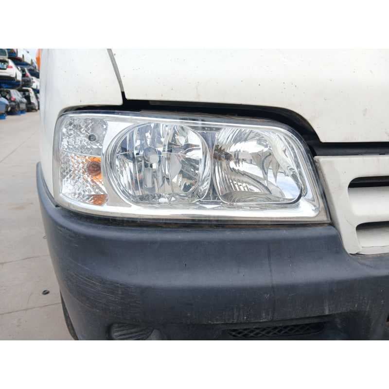 Recambio de faro derecho para citroën jumper ii autobús (244, z_) 2.0 hdi referencia OEM IAM - Blanco