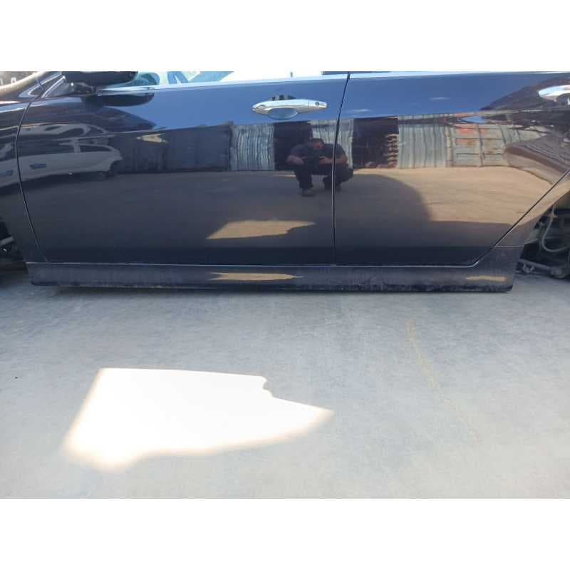 Recambio de faldon lateral izquierdo para honda accord vii (cl, cn) 2.2 i-ctdi (cn1) referencia OEM IAM - Negro