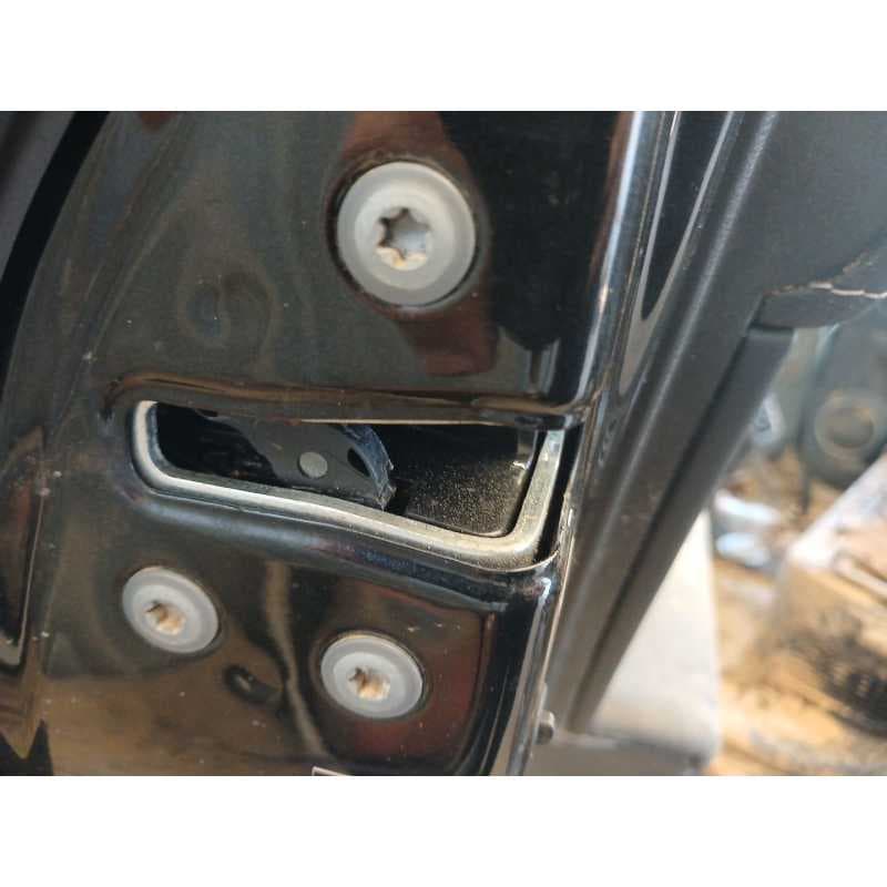 Recambio de cerradura puerta trasera izquierda para lexus nx (_z1_) 300h (ayz10_) referencia OEM IAM - Negro