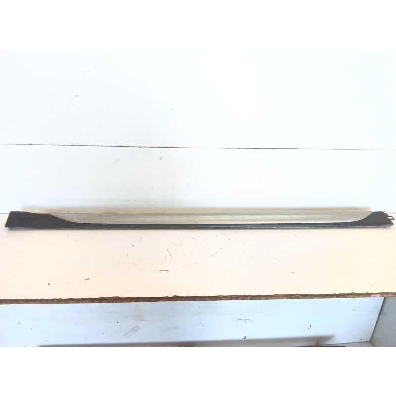 Recambio de faldon lateral derecho para volkswagen taigo (cs1) 1.0 tsi referencia OEM IAM 2G7853856A - Blanco