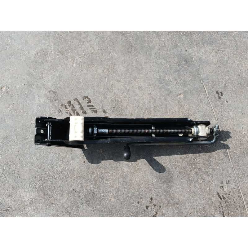 Recambio de gato para mercedes-benz clase r (w251, v251) r 280 cdi (251.121, 251.026, 251.126) referencia OEM IAM A1645800018 - Negro