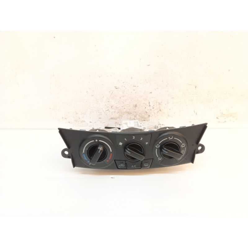 Recambio de mando calefaccion / aire acondicionado para suzuki swift azg (nz) glx referencia OEM IAM 5K28 - Blanco