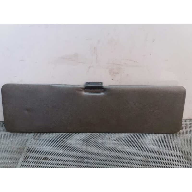 Recambio de parasol derecho para nissan serie l 35.08 referencia OEM IAM - Blanco