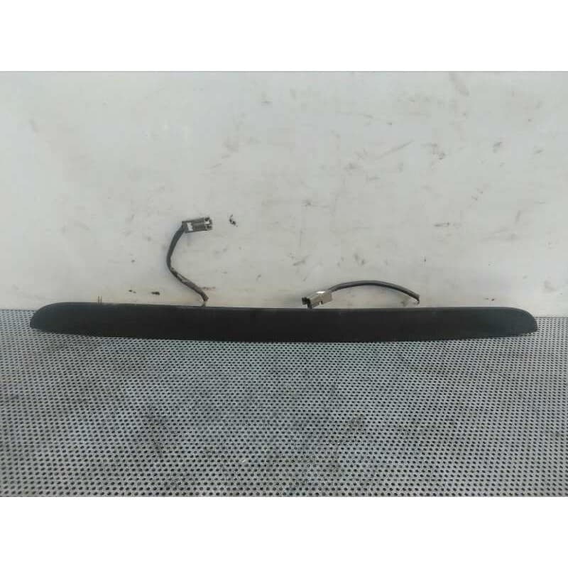Recambio de molduras traseras para kia rio ls berlina (5-ptas.) referencia OEM IAM - Azul
