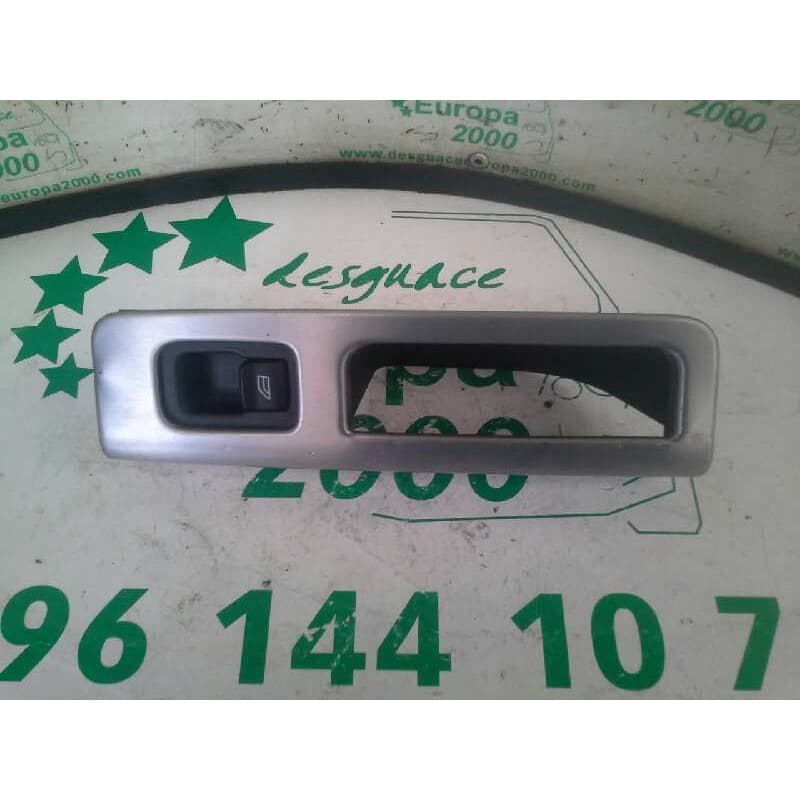 Recambio de mando elevalunas trasero derecho para volvo s40 berlina 2.0 diesel cat referencia OEM IAM