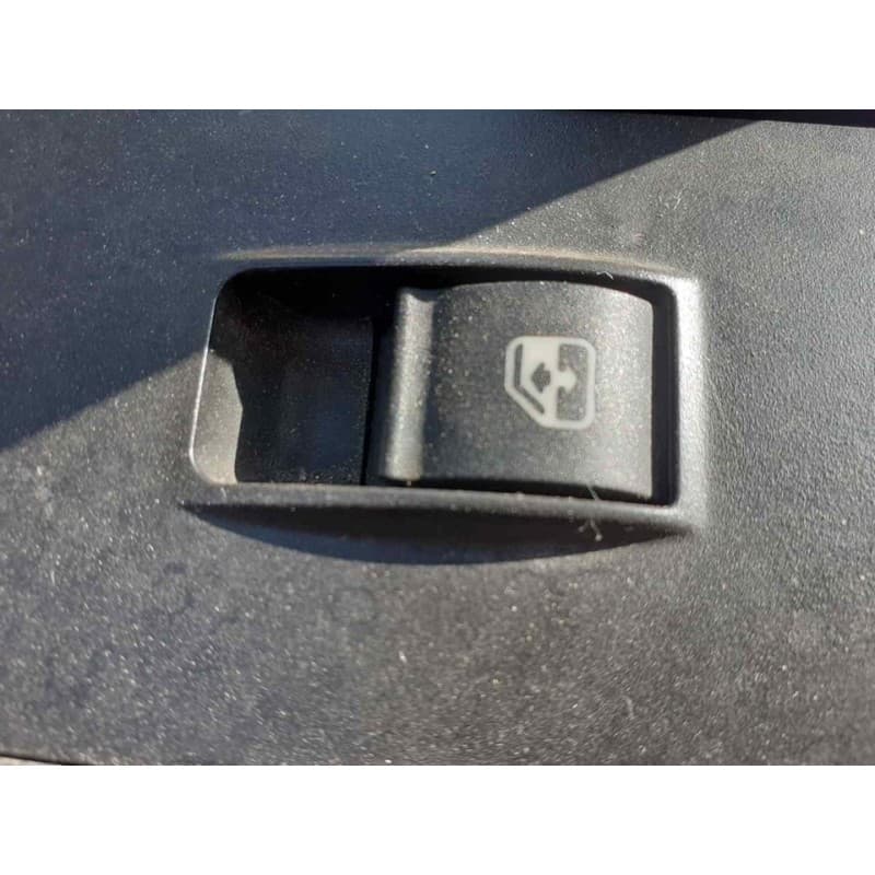Recambio de mando elevalunas delantero derecho para iveco daily furgón fg h2 33 s ... v batalla 3520 l referencia OEM IAM - Blanco