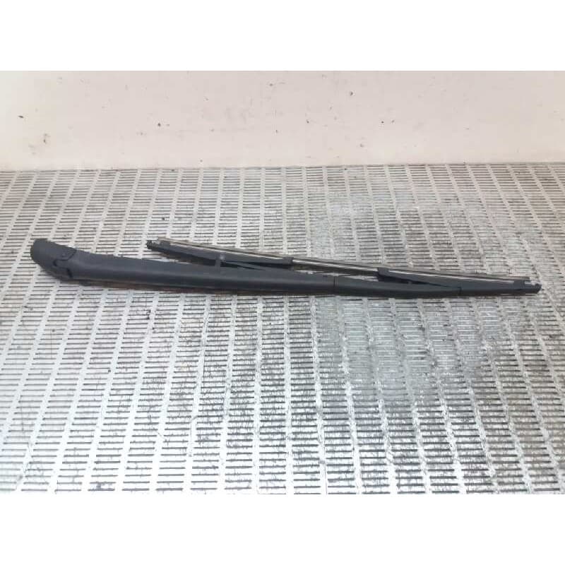 Recambio de brazo limpia trasero para lancia lancia y 1.2 cat referencia OEM IAM - Verde