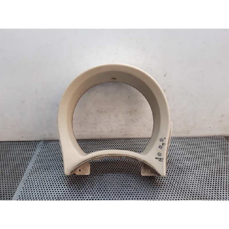 Recambio de tapa cuadro instrumentos para fiat nuova 500 (150) lounge referencia OEM IAM 735427190 - Rojo