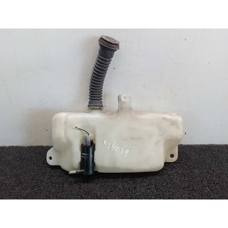 Recambio de deposito limpia para dodge stealth 3.0 referencia OEM IAM 060351576 - Rojo