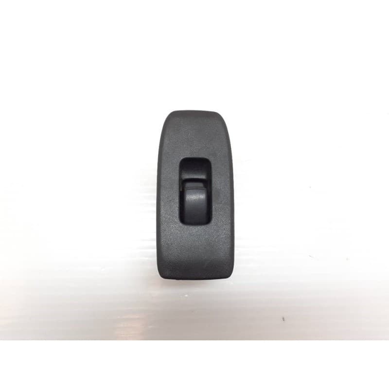 Recambio de mando elevalunas delantero derecho para mitsubishi montero (v60/v70) 3.2 di-d gls (3-ptas.) referencia OEM IAM MR445