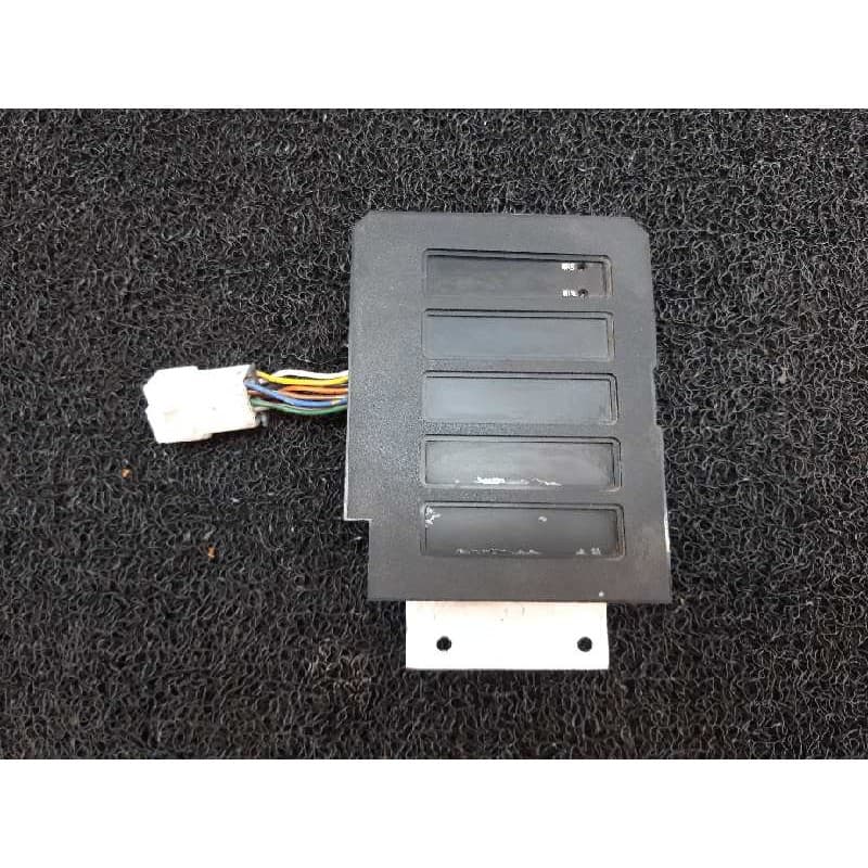 Recambio de pantalla multifuncion para jeep cherokee (xj) 2.5 remington referencia OEM IAM 56006862 - Verde