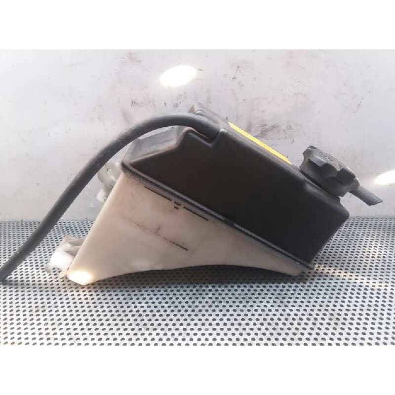 Recambio de deposito expansion para hyundai getz (tb) 1.1 gl referencia OEM IAM 254301C000 - Blanco