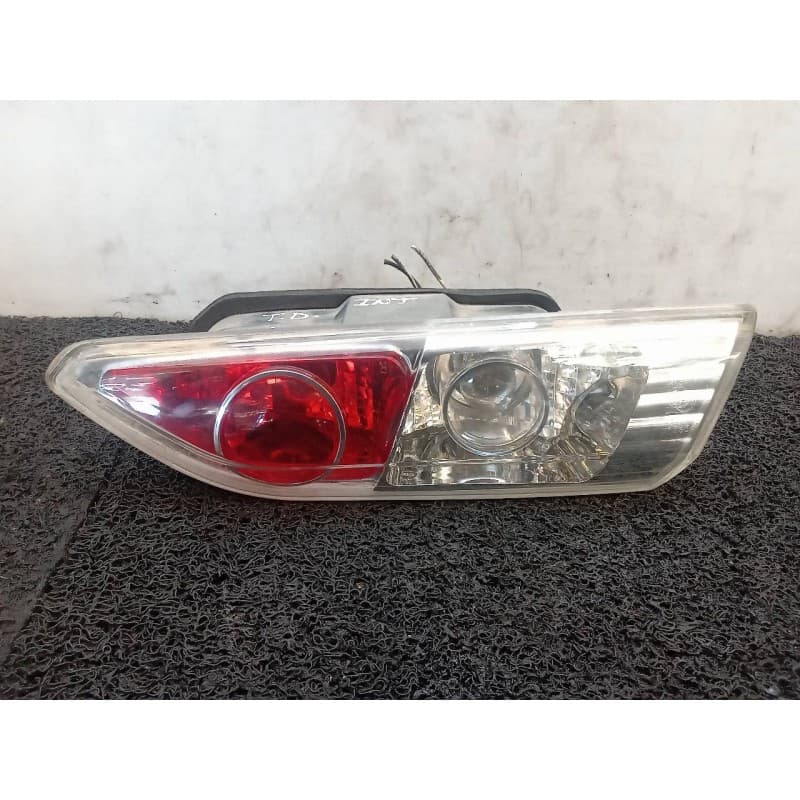 Recambio de piloto trasero derecho interior para alfa romeo 156 (116) 1.9 jtd progression referencia OEM IAM - Negro