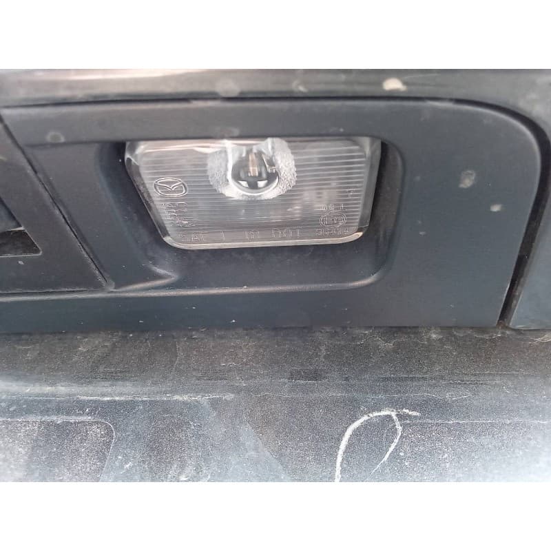 Recambio de piloto matricula para mazda cx-30 selection 2wd referencia OEM IAM