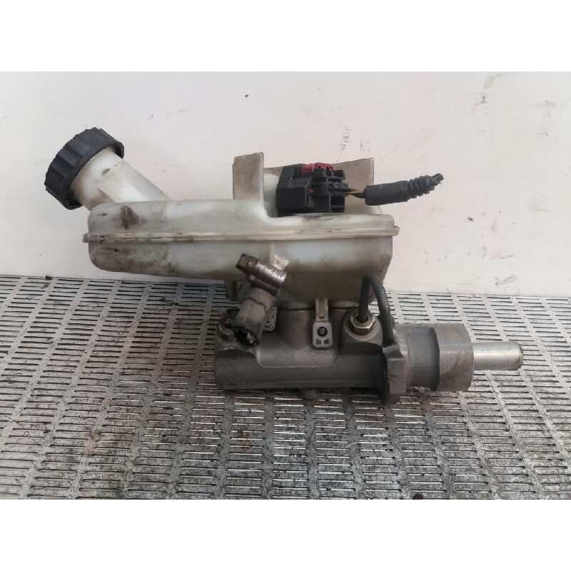 Recambio de bomba freno para ford transit caja cerrada, larga (fy) (2000 =>) 2.4 tde cat referencia OEM IAM 221313 - Blanco